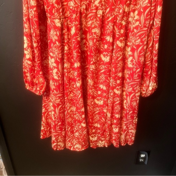 Torrid Red/Orange & tan with metallic thread long sleeve midi dress Size 2 - Picture 4 of 13